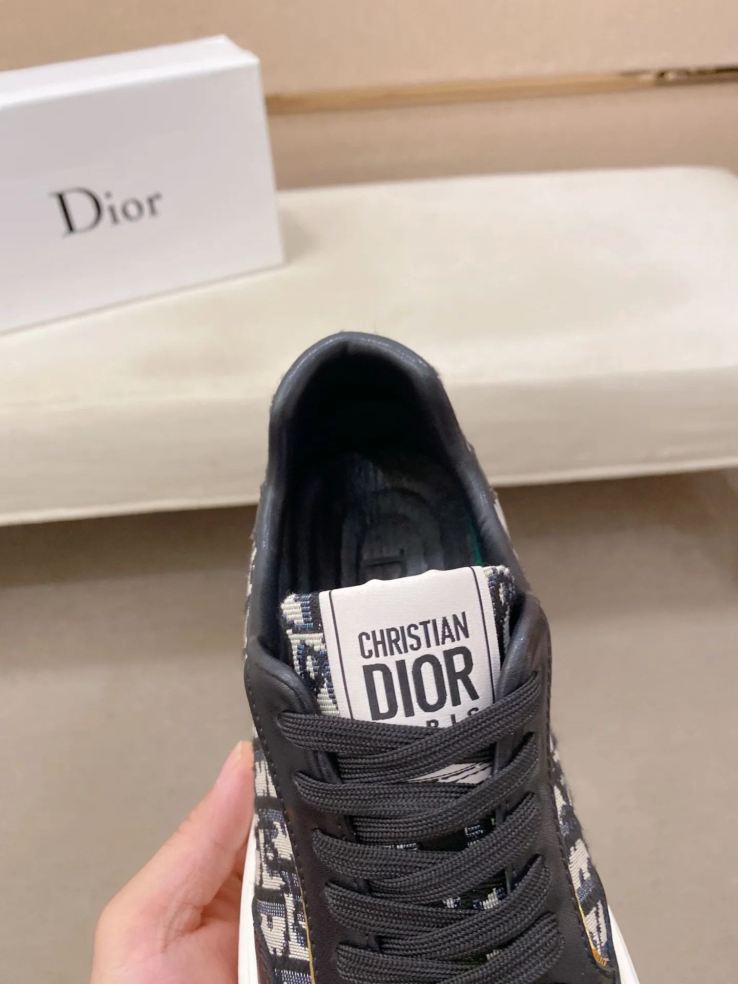 Men's men's shoes 💰 420💰🇮🇹🇮🇹Dior D new model is on sale at the same time, upper 🇮🇹Imported stretch fabric from Italy Fully imported sheepskin lining💪💪, completely 1⃣️ to 1⃣️🇮🇹💪💪, ⚠Sole: Original sole provided by the original factory, exclusive movable molded sole super comfortable, ⚠Original factory follow-up, 🔍🔍high quality, you can come in and out at will, welcome to compare⚠. Code number:38-44